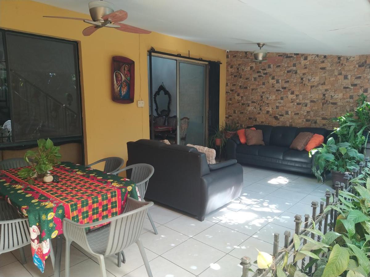 Hotel Antiguo Antiguo Cuscatlán المظهر الخارجي الصورة