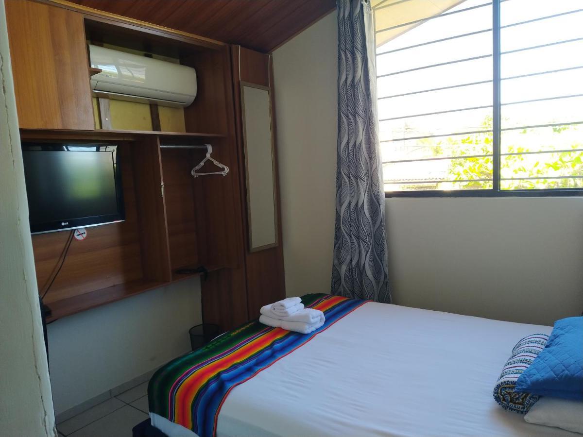 Hotel Antiguo Antiguo Cuscatlán الغرفة الصورة