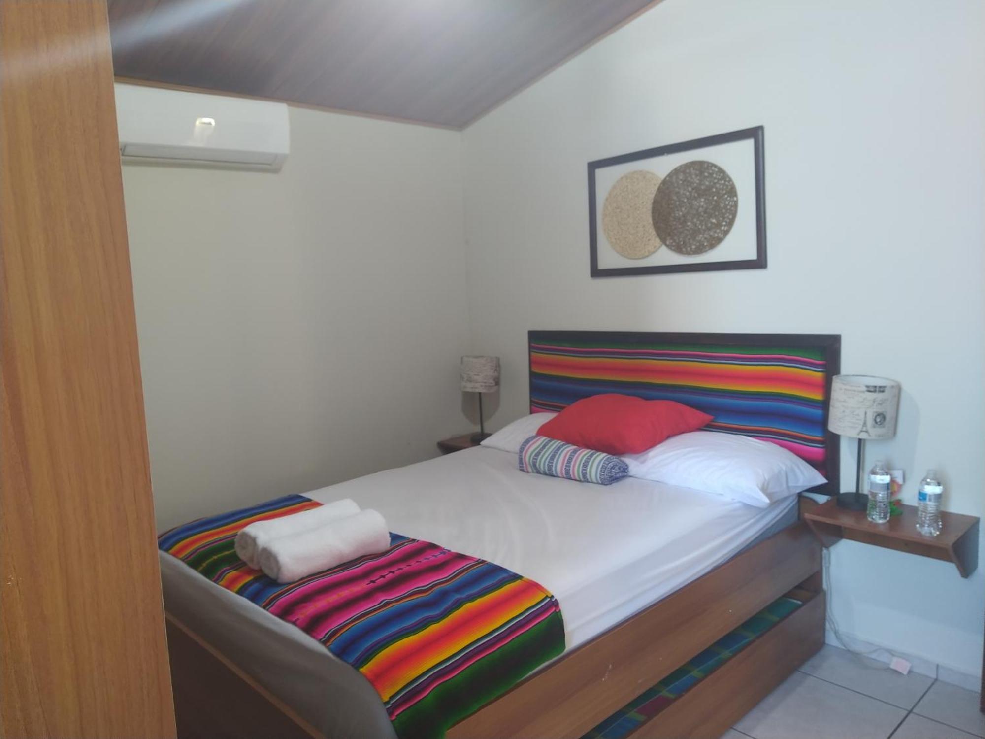 Hotel Antiguo Antiguo Cuscatlán الغرفة الصورة