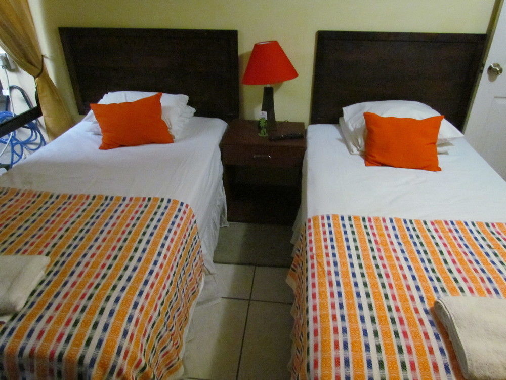 Hotel Antiguo Antiguo Cuscatlán المظهر الخارجي الصورة