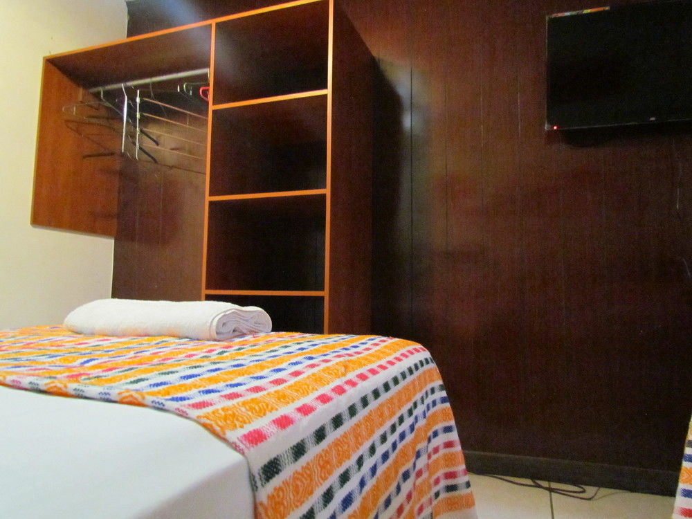 Hotel Antiguo Antiguo Cuscatlán المظهر الخارجي الصورة